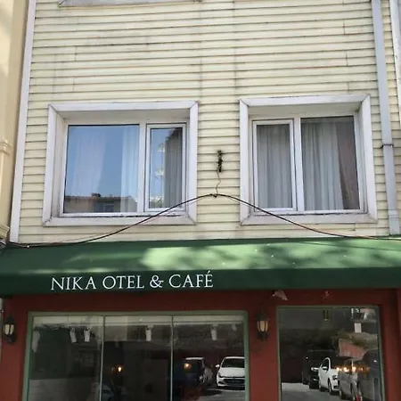 Nika & Cafe Отель 2*