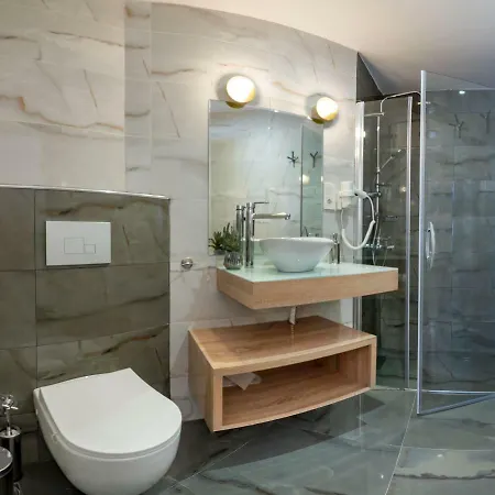 Nika & Cafe ホテル