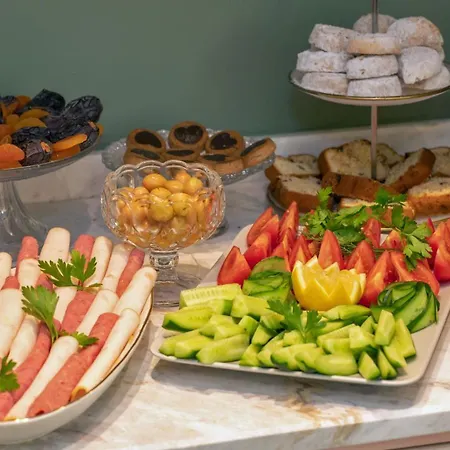 Отель Nika & Cafe