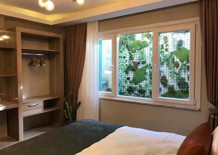 Отель Nika & Cafe 2*