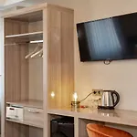 Hotel Nika & Cafe