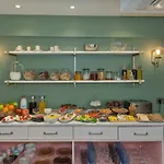 Nika & Cafe Hotel 2*